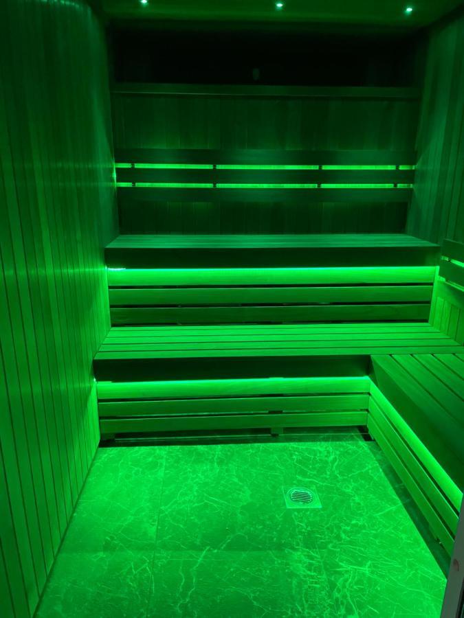 Deluxe Studios With Spa Included Portsmouth Kültér fotó