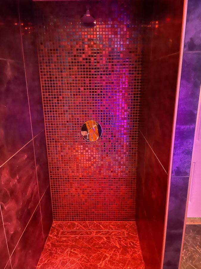 Deluxe Studios With Spa Included Portsmouth Kültér fotó