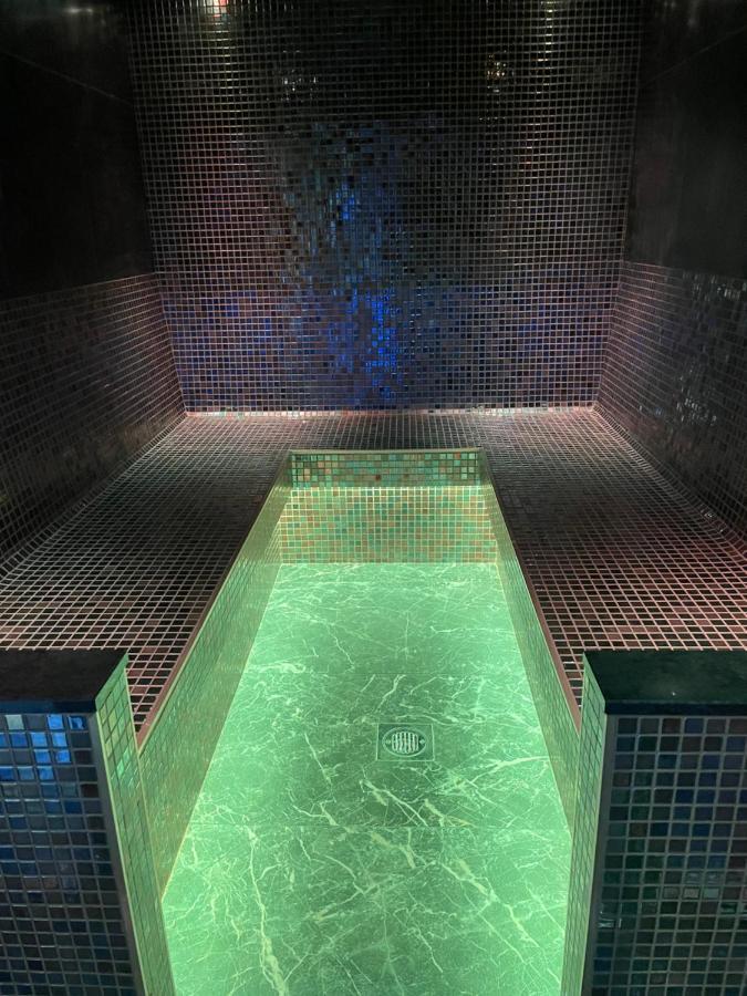 Deluxe Studios With Spa Included Portsmouth Kültér fotó